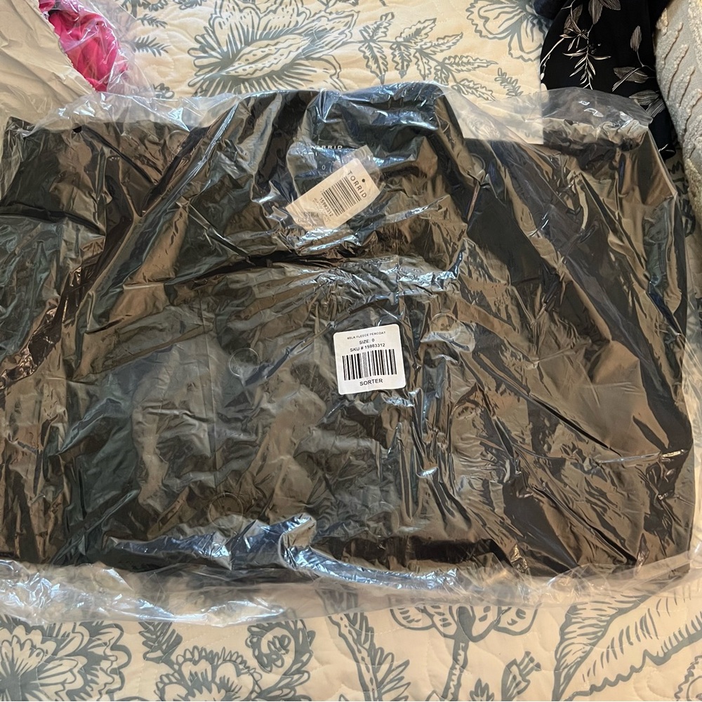Torrid fleece peacoat - Picture 2 of 2